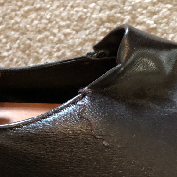 TLC Needed - Donald J Pliner Slip Ons Size: 10.5M - Made in Italy - Picture 11 of 14